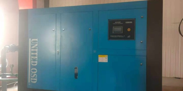 三臺優(yōu)耐特斯空壓機保養(yǎng)完成！