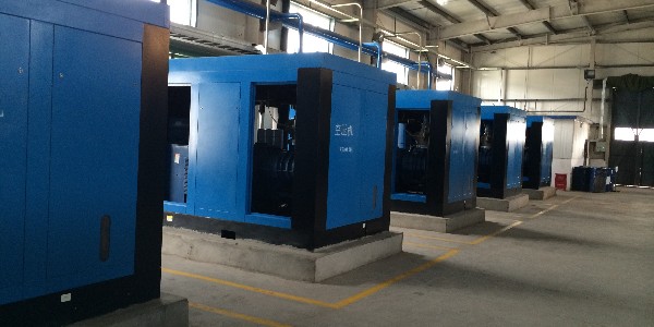 一臺大機&多臺小機，如何選擇？睿寂行空壓機